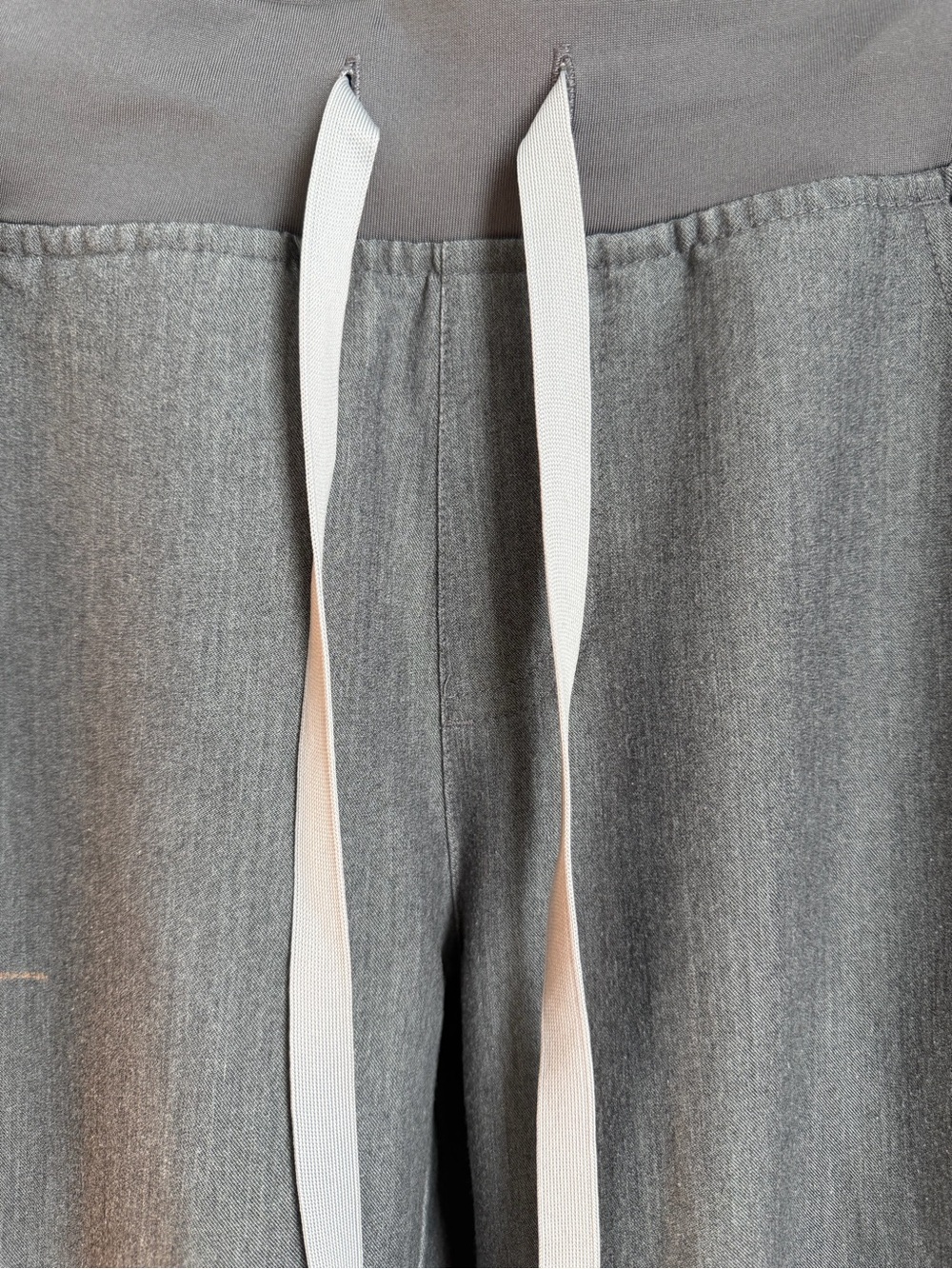 FIGS Technical Collection Scrub Set Gray Heather Women’s Top S Pants XS Jogger - Picture 9 of 13